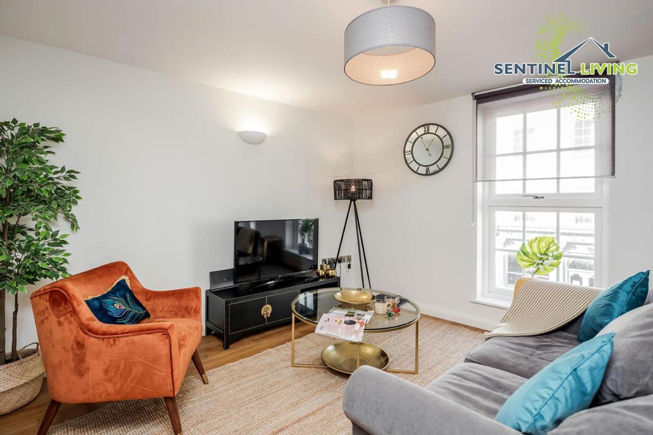 Windsor Flat 2 Bed By Sentinel Living With Free Wifi And Parking Lejlighed Eksteriør billede